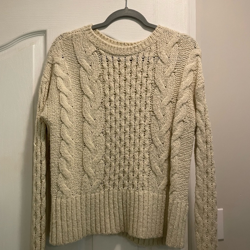 Knit sweater